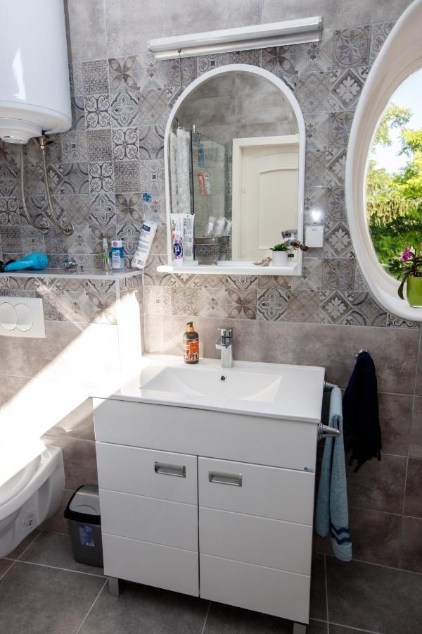 Angeli Vila Apartments Szabadka Kültér fotó