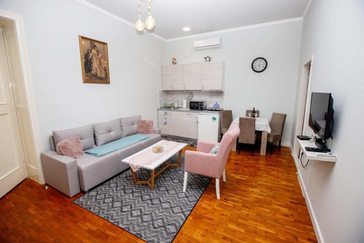 Angeli Vila Apartments Szabadka Kültér fotó