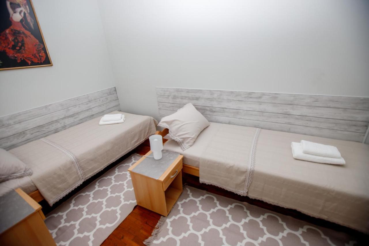 Angeli Vila Apartments Szabadka Kültér fotó