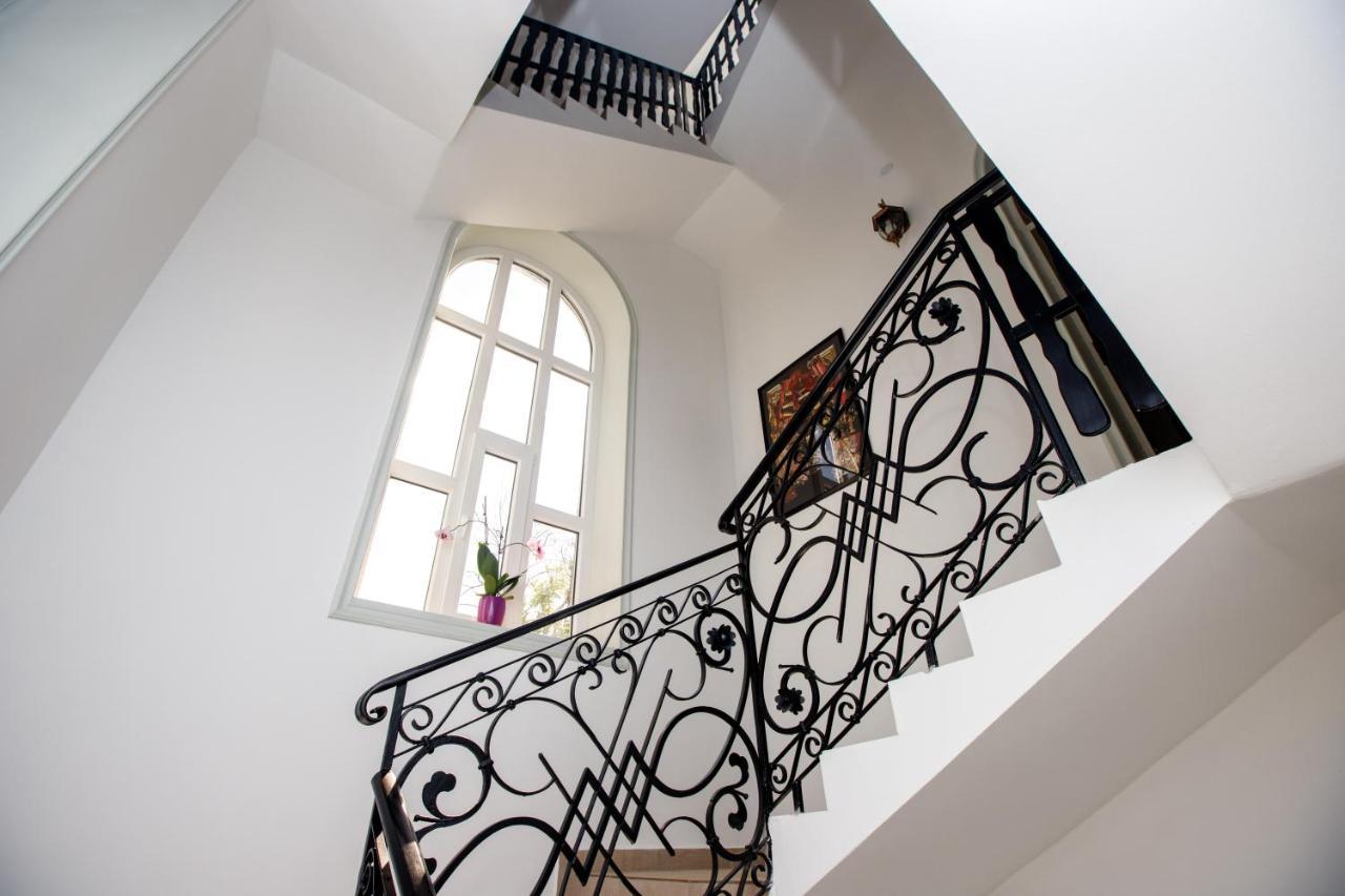 Angeli Vila Apartments Szabadka Kültér fotó